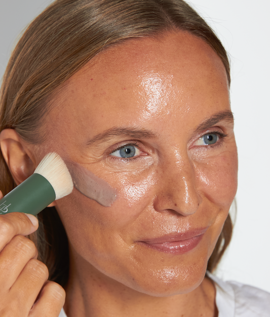 Benefits of a Personalized Skincare Routine for Healthy Aging and Skin Health