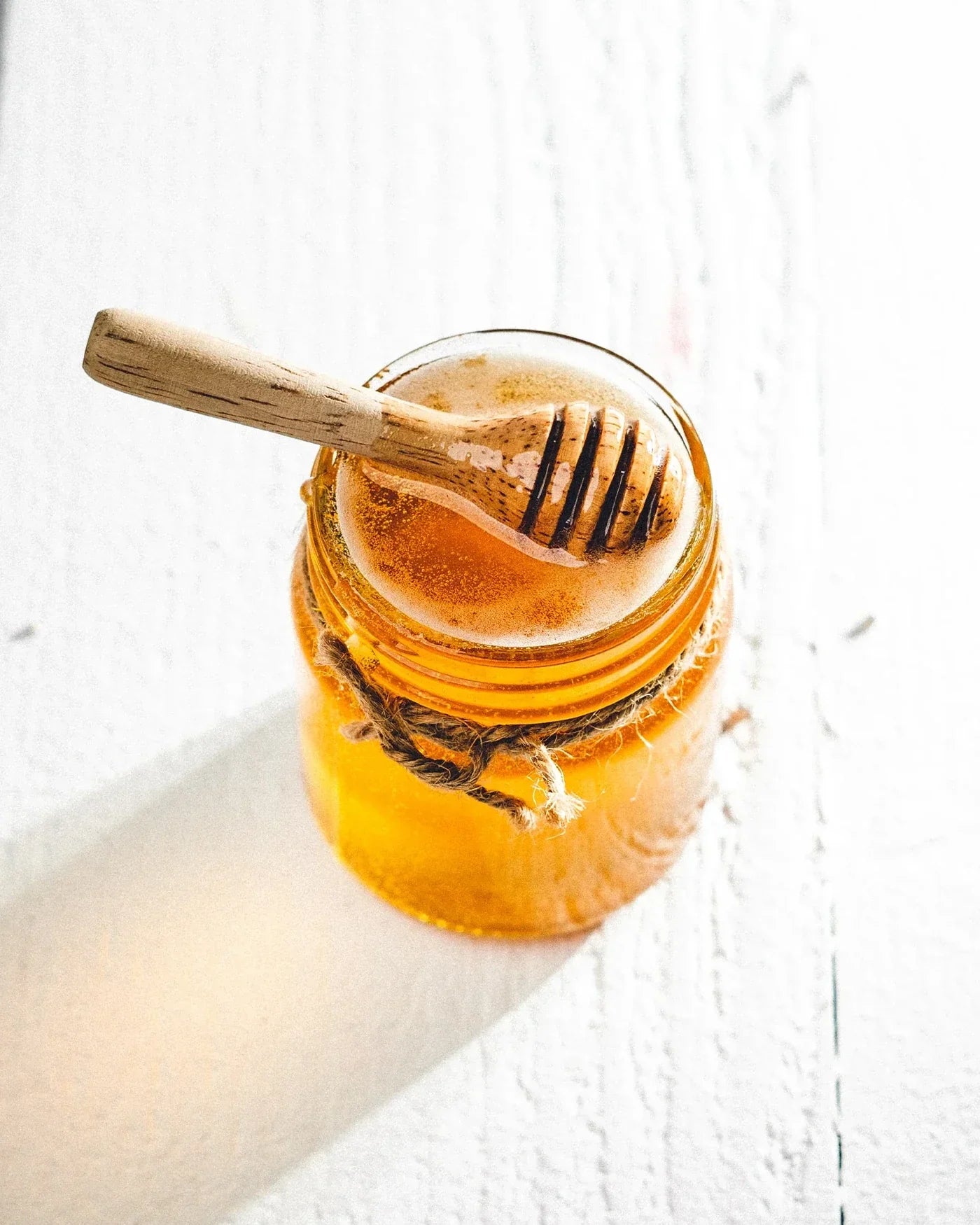 The 3 Miraculous Benefits of Manuka Honey for Radiant Skin